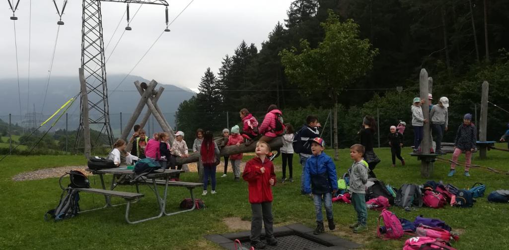 17d27711-cfe9-4b4e-83e5-1eca970c765a