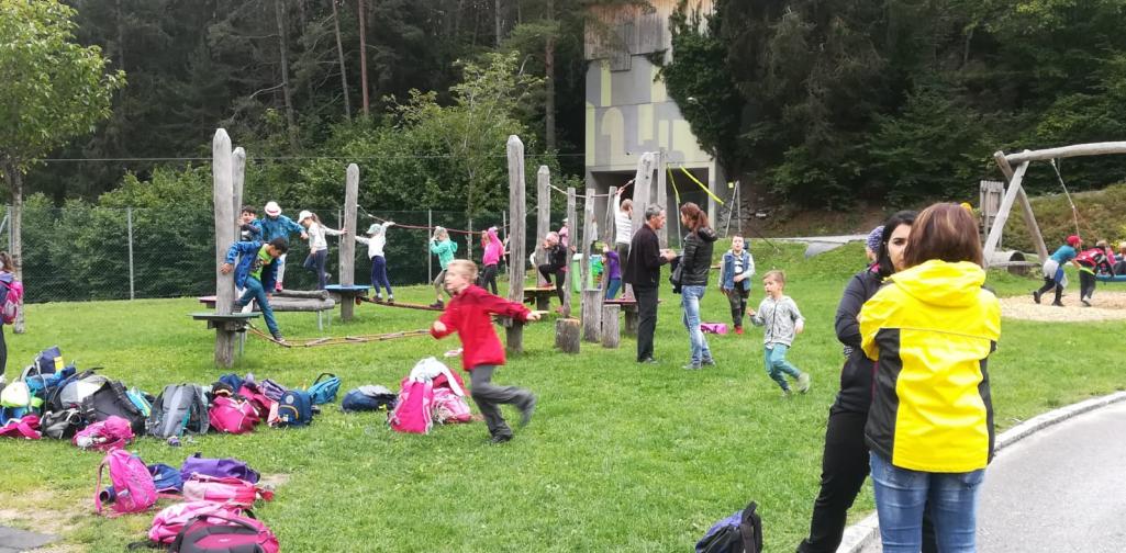 b7befe6c-6c06-4525-8b7d-719eb30b6e30