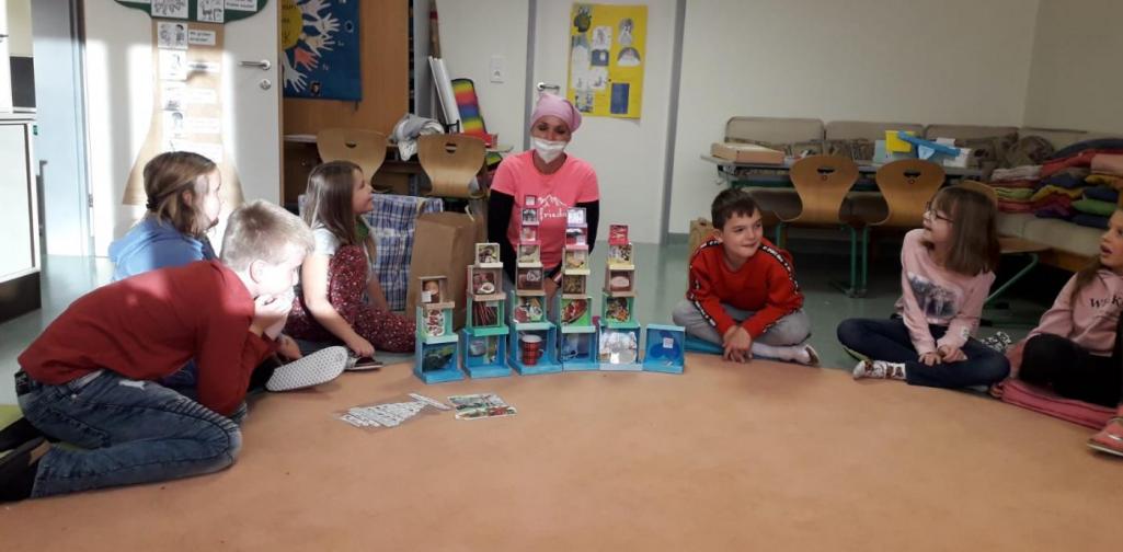 dd032e03-b8ed-417a-bb9a-5c0dfc665022